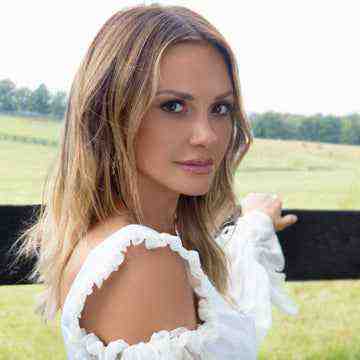 Carly Pearce